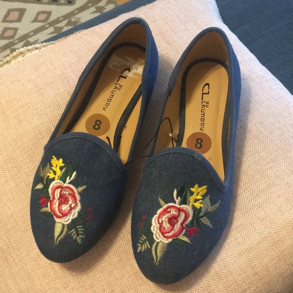 NWT Chinese Laundry Flats